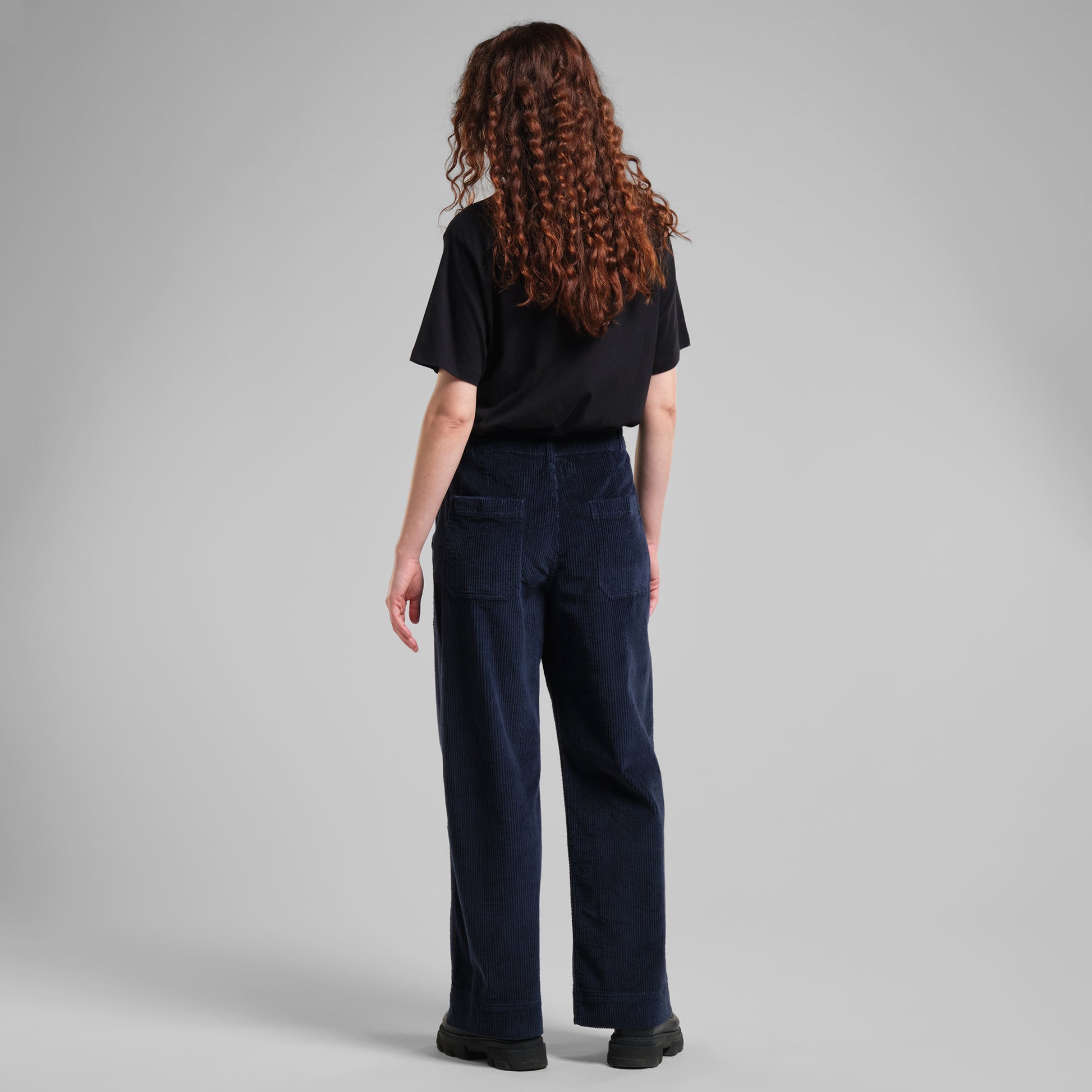 Workwear Pants Vara Corduroy Navy | DEDICATED