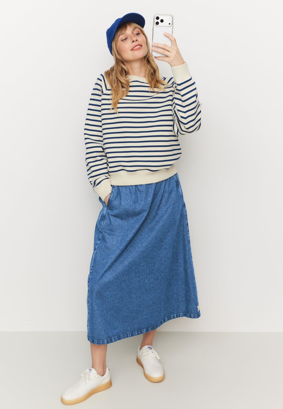 Sweatshirt ALLAMANDA STRIPES vintage blue | recolution