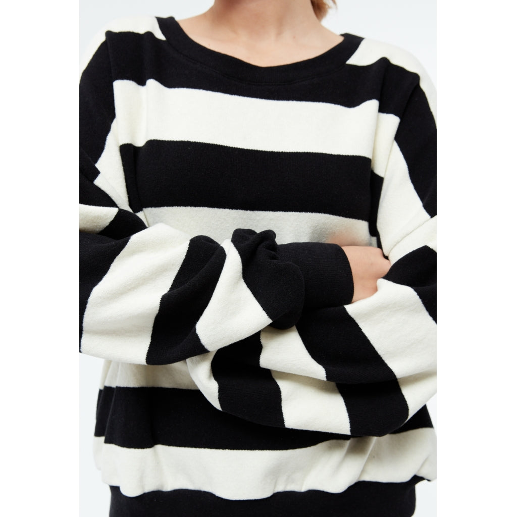 Sweater GBAda Off White / Black Stripes | Givn