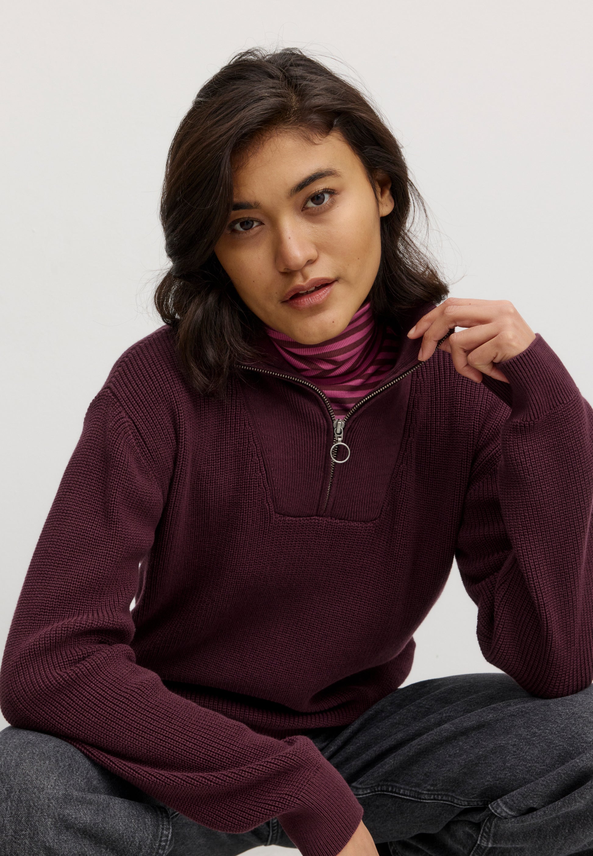 Troyer NIGELLA dark plum | recolution