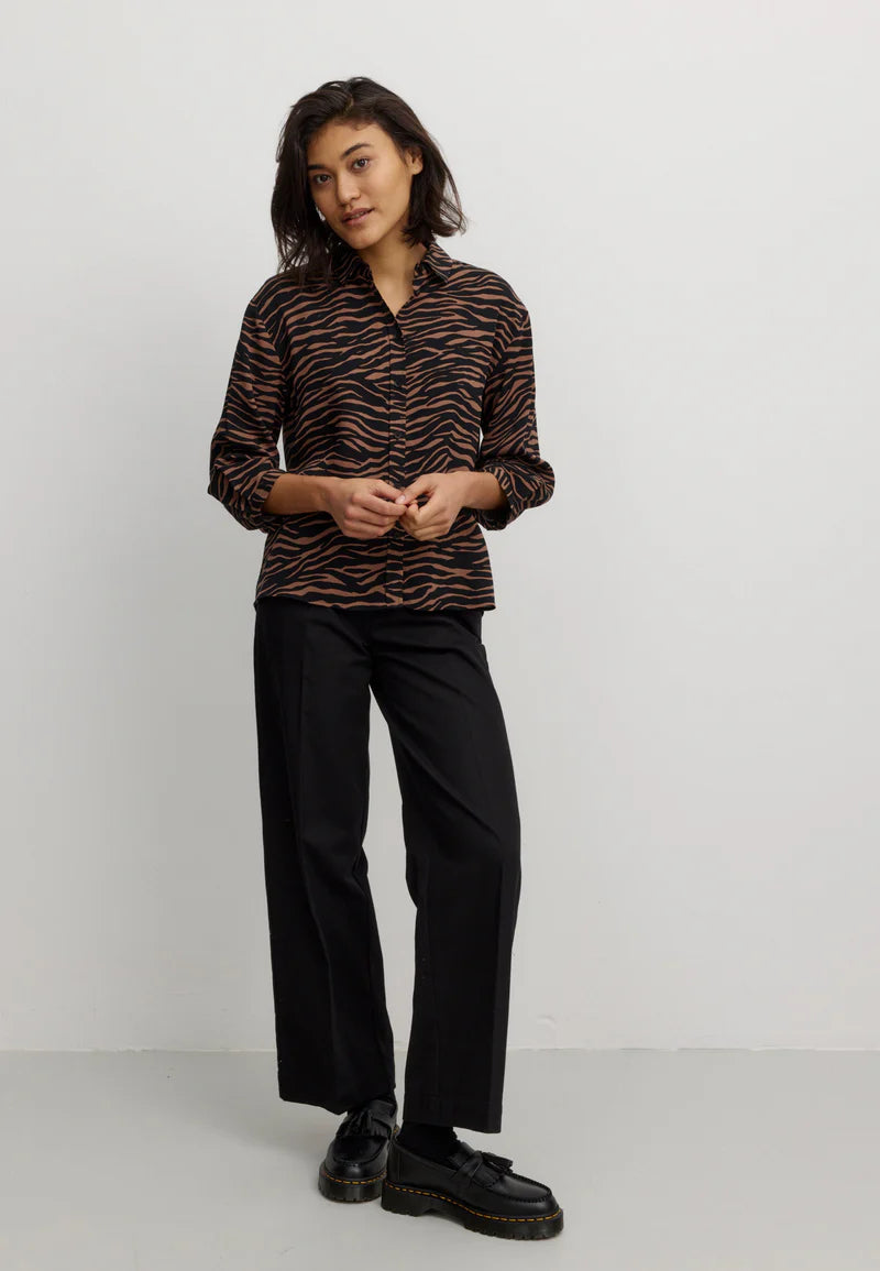 Blouse CYPRESS ZEBRA cognac brown | recolution
