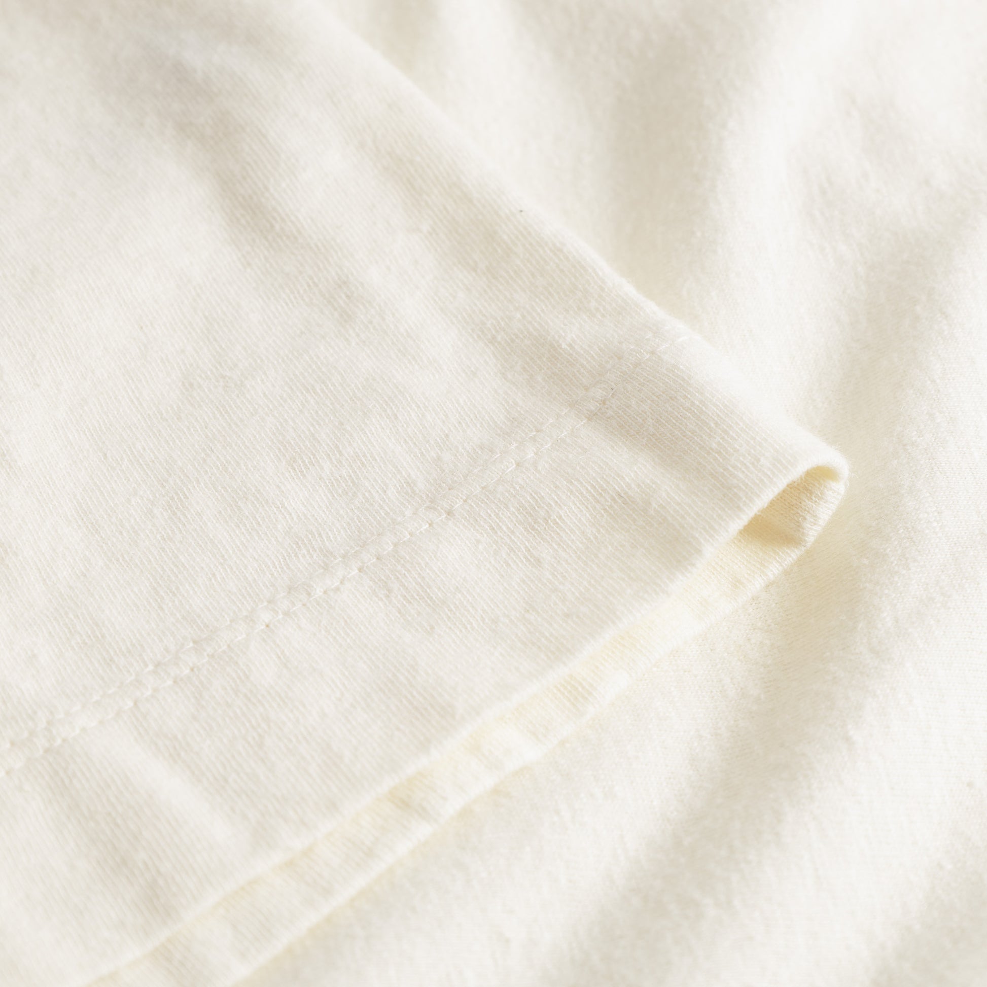 T-shirt Vadstena Hemp Off-White | DEDICATED