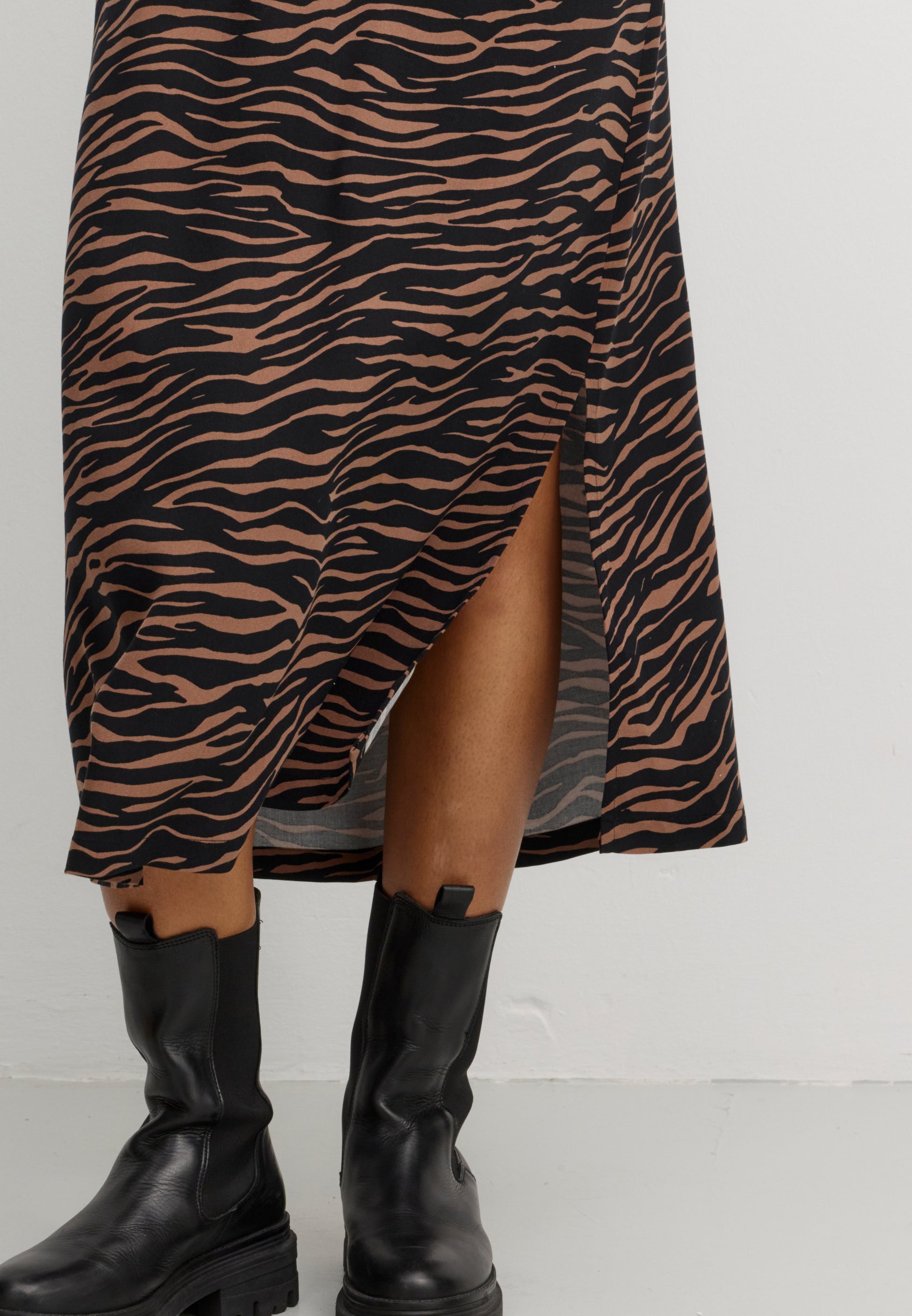 Skirt HOLLY ZEBRA cognac brown | recolution