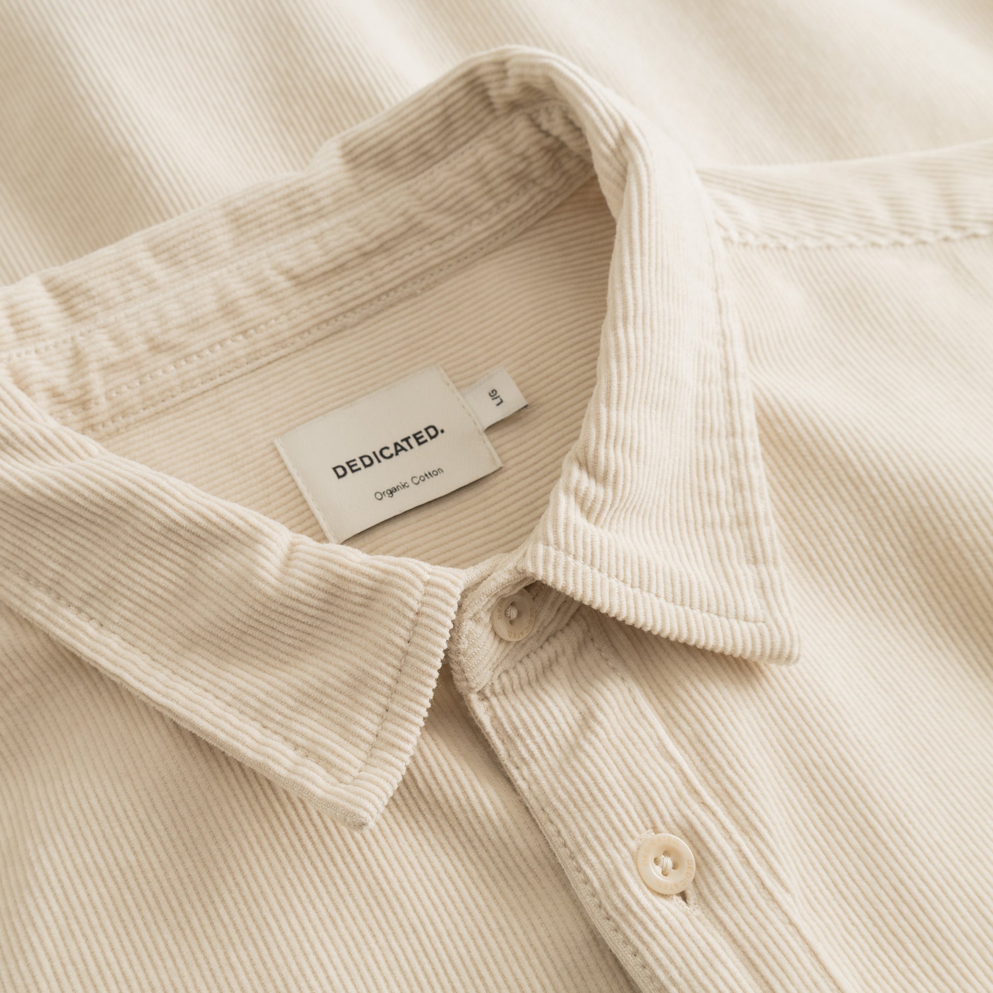 Shirt Varberg Corduroy Oat White | DEDICATED
