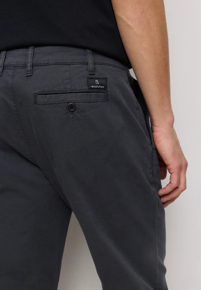Chino KELP dark grey | recolution