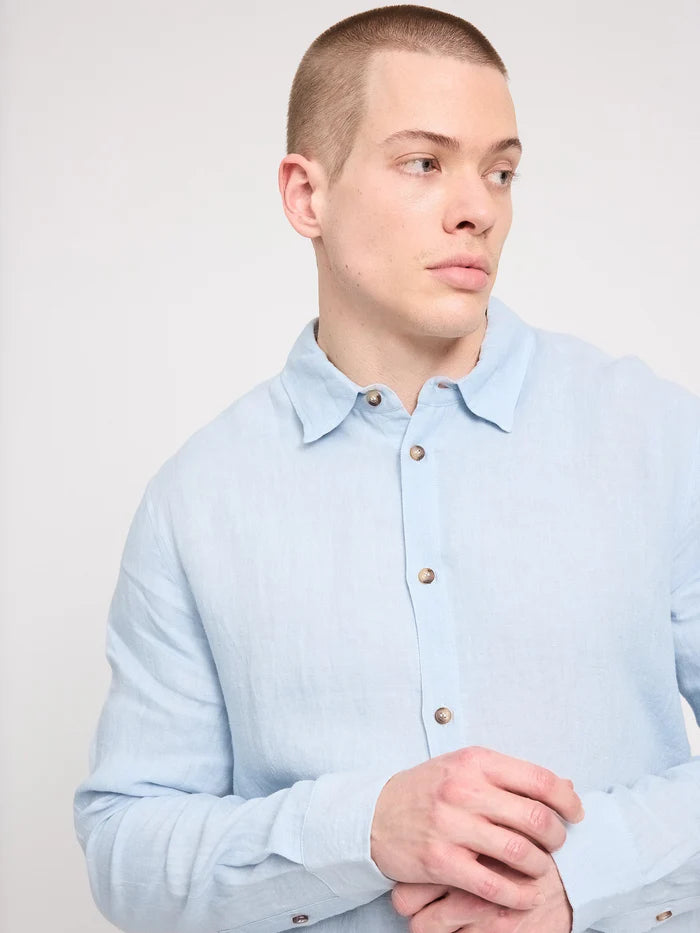 Classic Linen Shirt pastel blue | MAZINE