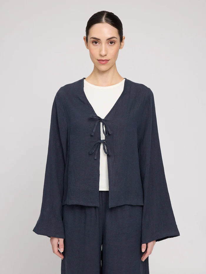 Linen Blouse w Binding ink blue | MAZINE