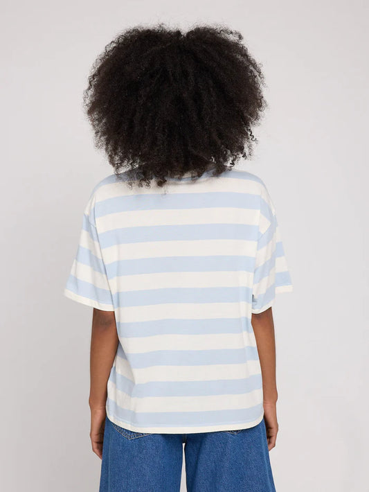 Bold Striped T-Shirt pastel blue/offwhite | MAZINE
