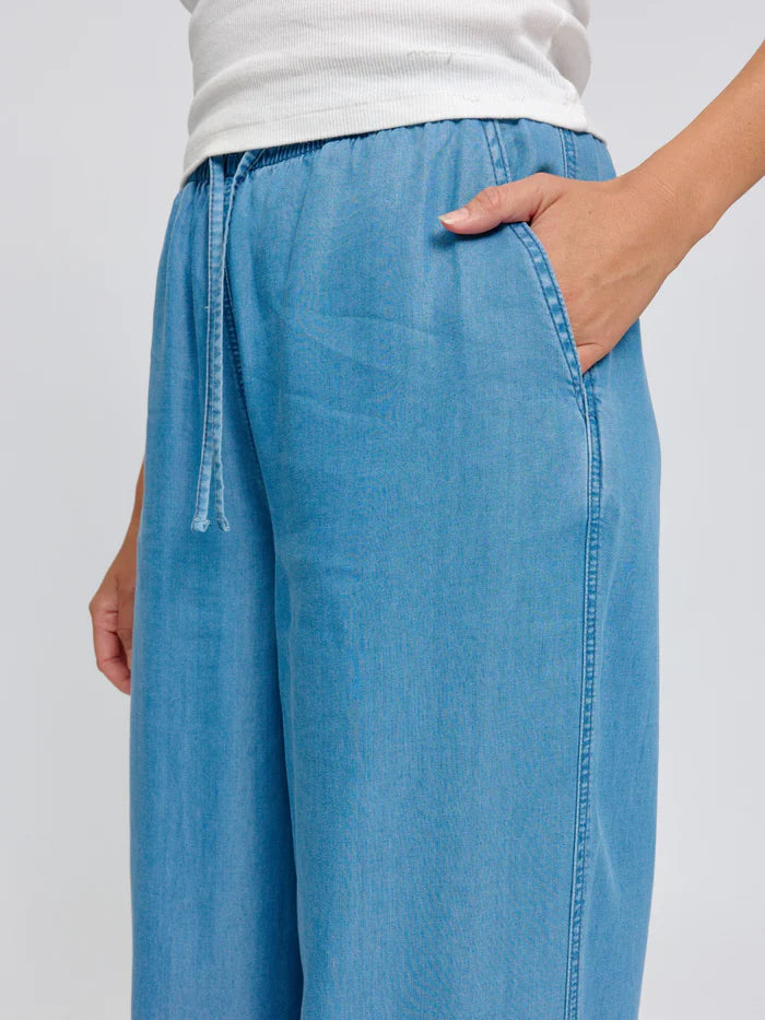 Drawstring Tencel Pants dark blue wash | MAZINE