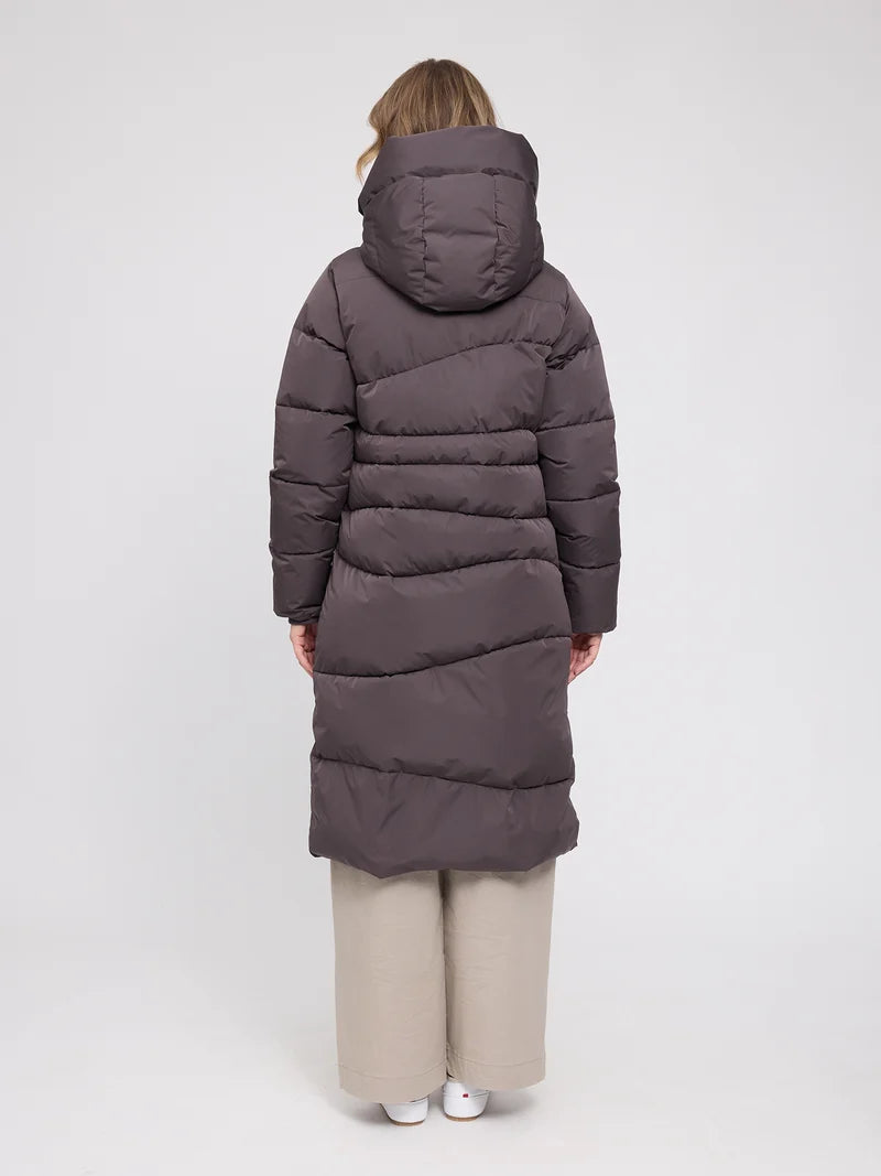 Waves Quilt Puffer Coat eggplant | MAZINE