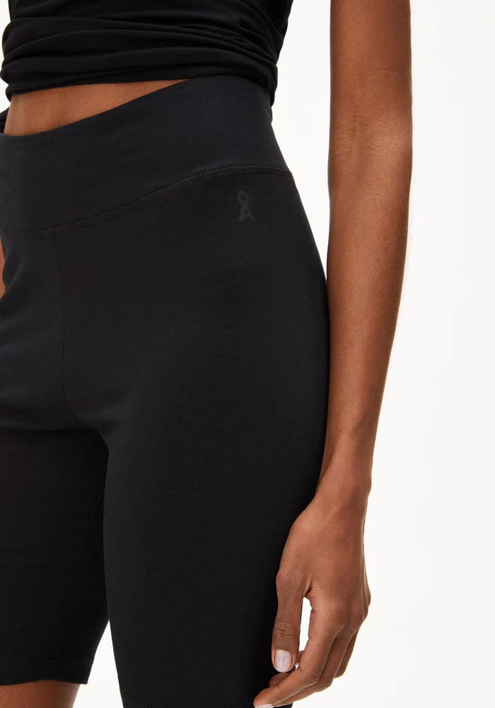 Shorts NEDAA LITAA black | ARMEDANGELS