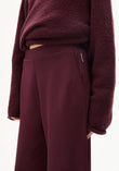 Hose HIMAARI dark cranberry | ARMEDANGELS