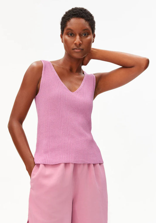 Stricktop LINEN BLEND KNIT TOP washed berry | ARMEDANGELS