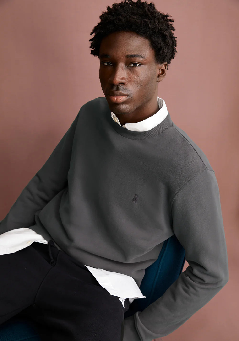 Sweatshirt BAARO FLEECE space steel | ARMEDANGELS