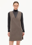 Kleid PINAAFO CORDUROY walnut cream | ARMEDANGELS