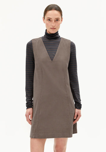 Kleid PINAAFO CORDUROY walnut cream | ARMEDANGELS