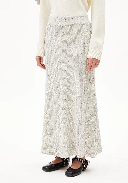 Strick Rock HANAA TWEED oatmilk-black | ARMEDANGELS