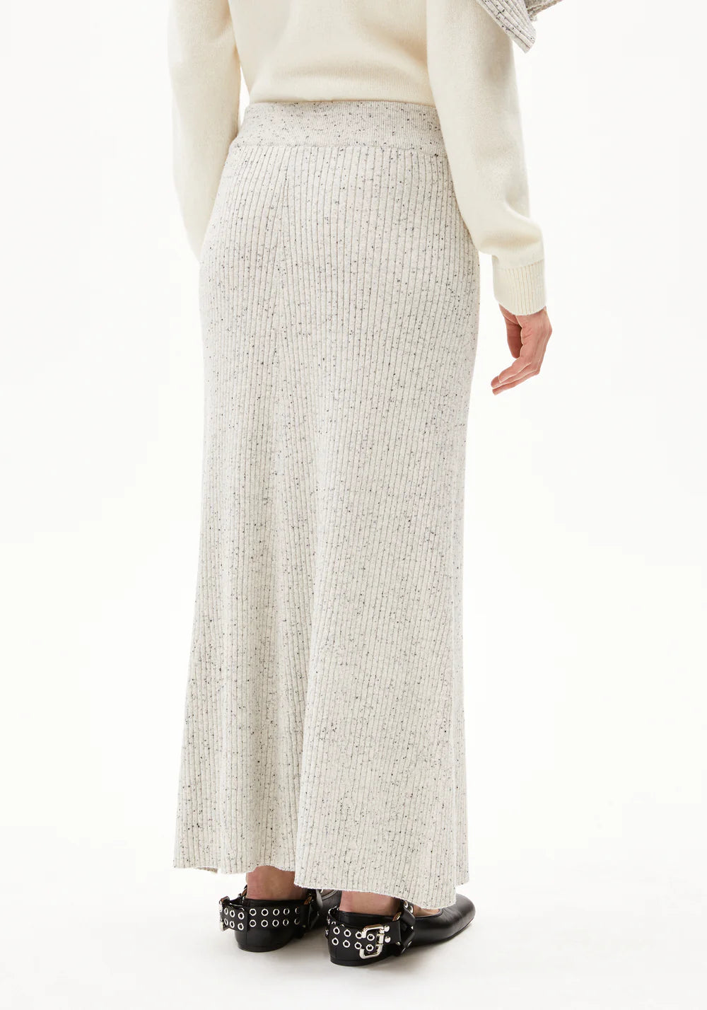 Strick Rock HANAA TWEED oatmilk-black | ARMEDANGELS