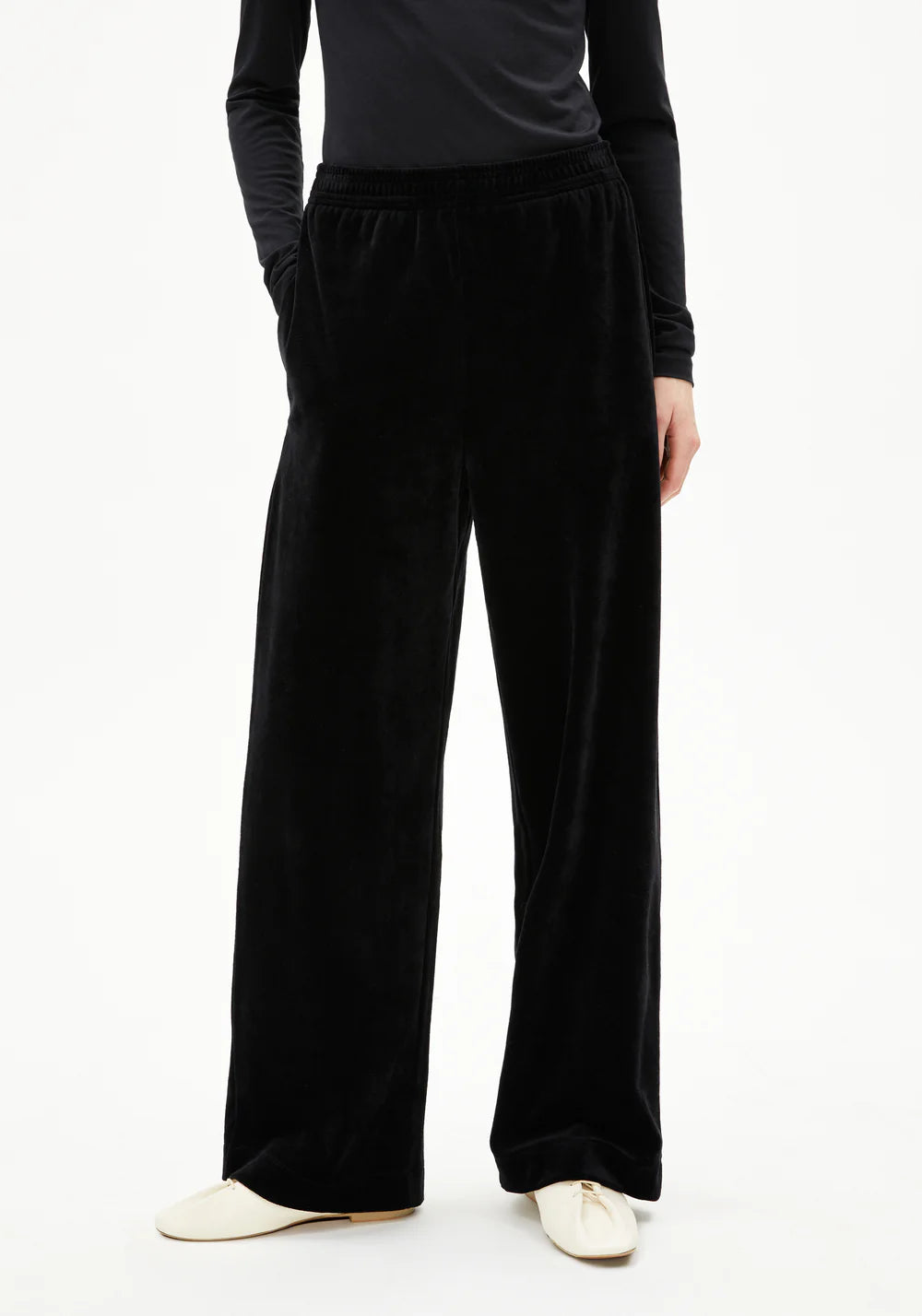 Hose VATINAA VELVET black | ARMEDANGELS