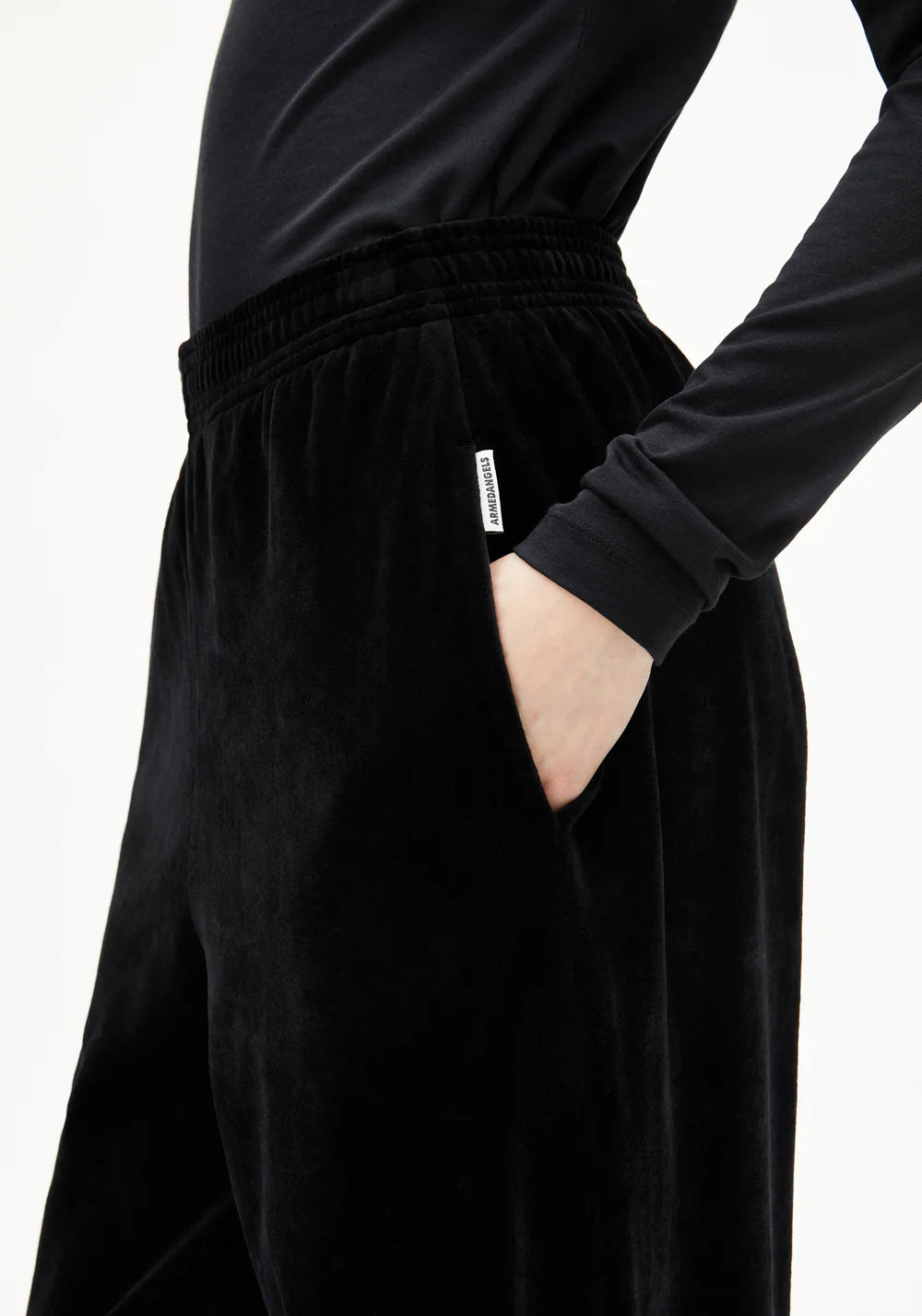 Hose VATINAA VELVET black | ARMEDANGELS