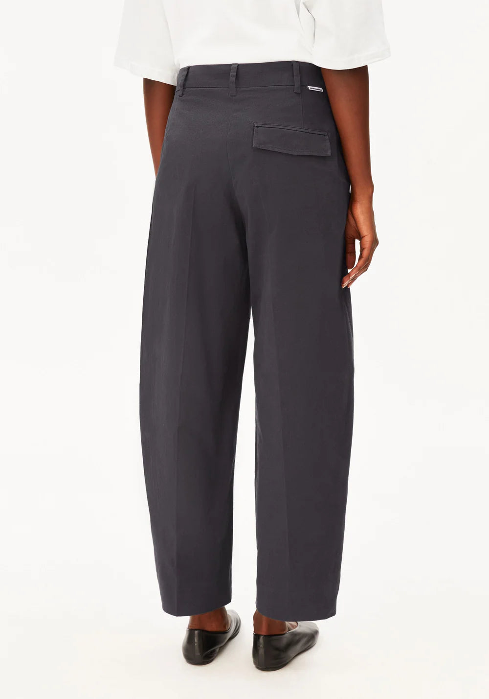 BARREL LEG TWILL PANT dark steel | ARMEDANGELS