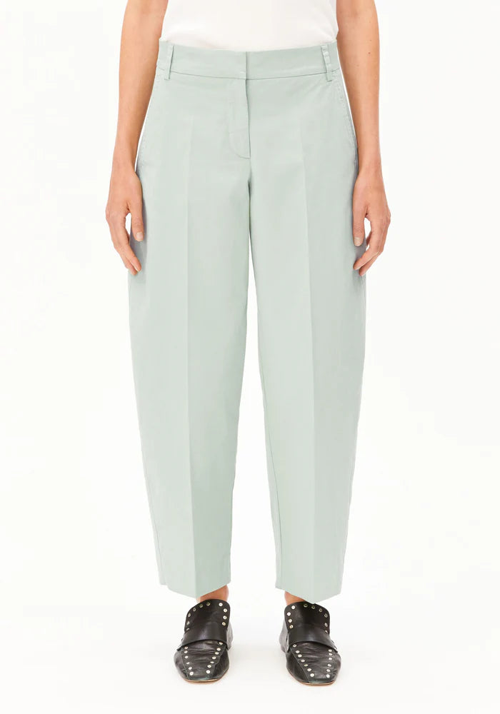 Hose BARREL LEG TWILL PANT foam | ARMEDANGELS