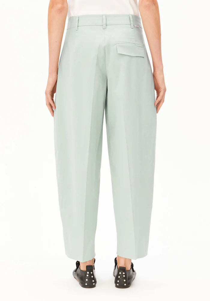Hose BARREL LEG TWILL PANT foam | ARMEDANGELS
