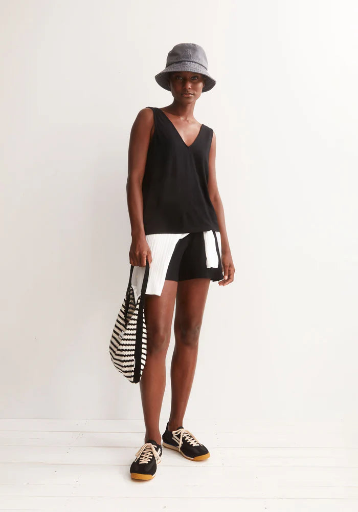 V-NECK JERSEY TOP  black | ARMEDANGELS