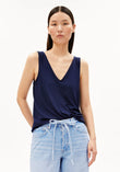V-NECK JERSEY TOP  tinted navy | ARMEDANGELS
