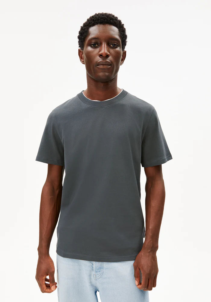 T-Shirt MAARKOS MID WEIGHT space steel | ARMEDANGELS