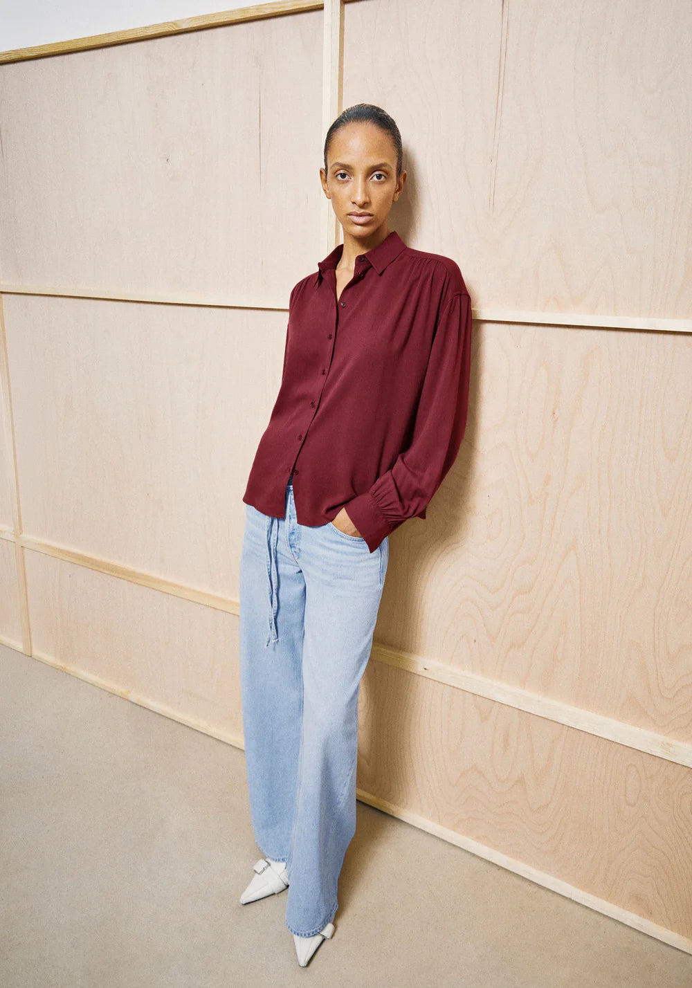 EFINARAA ECOVERO BLOUSE velvet red | ARMEDANGELS