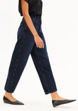 BAARLY HIGH WAIST BARREL JEANS fluid ink | ARMEDANGELS