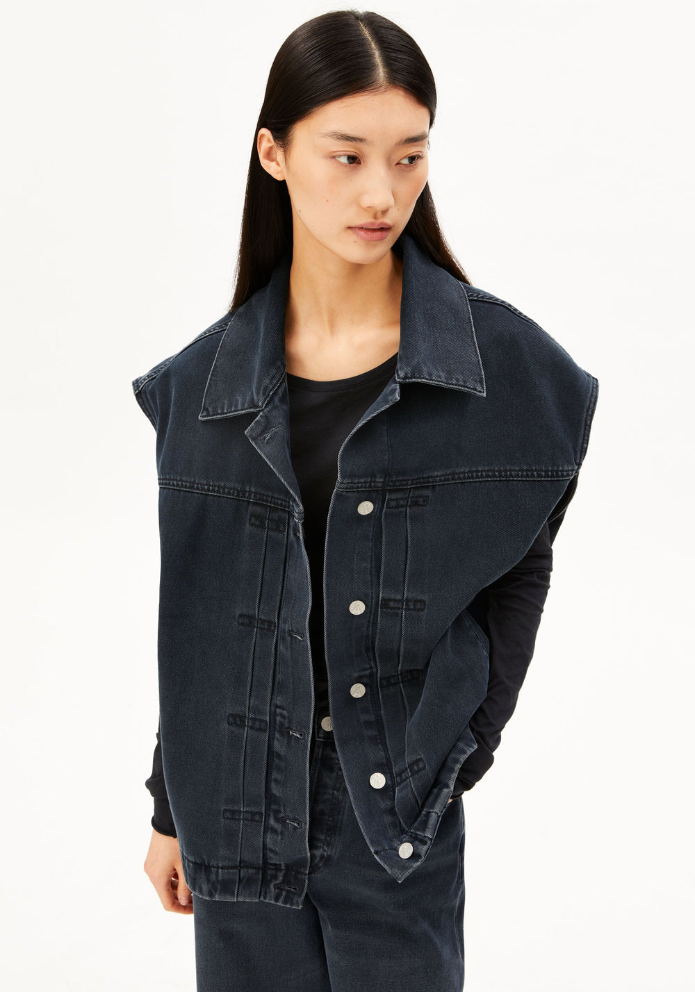 OVERSIZED DENIM VEST loire | ARMEDANGELS