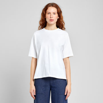 T-shirt Vadstena Base White | DEDICATED