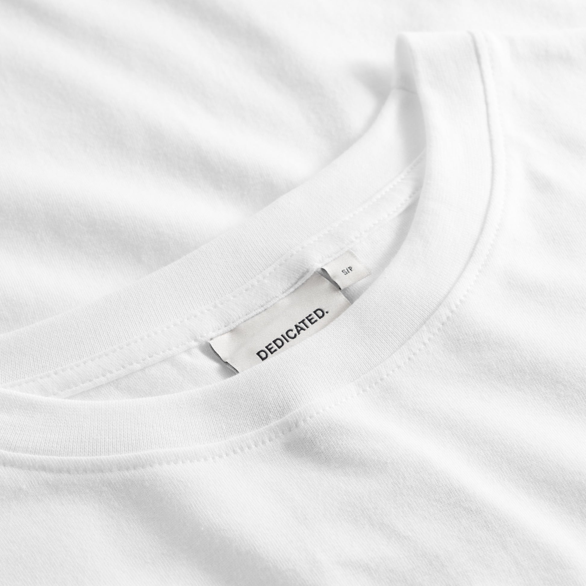 T-shirt Vadstena Base White | DEDICATED