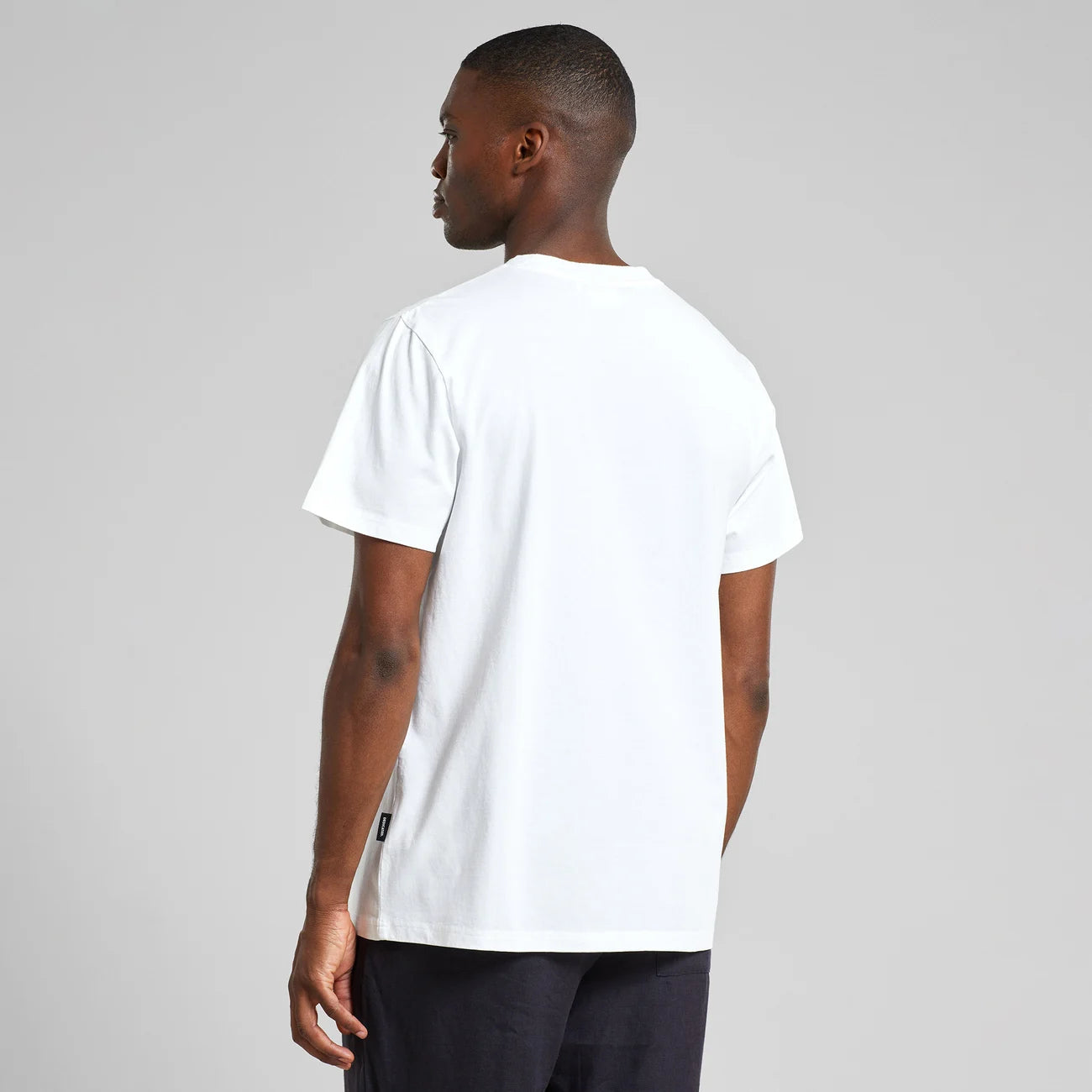T-shirt Stockholm World Peace Off-White | DEDICATED