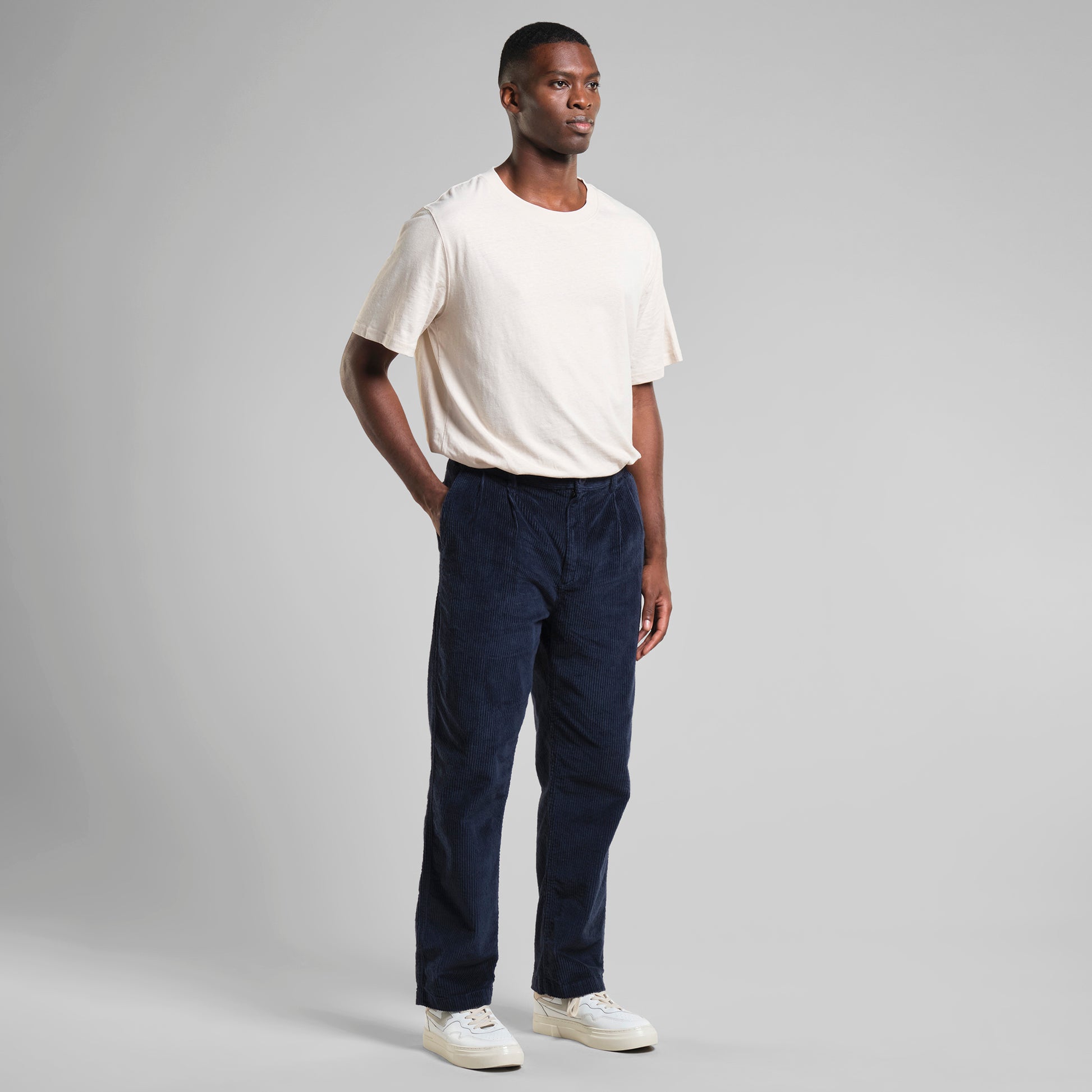 Pants Vallen Corduroy Navy | DEDICATED