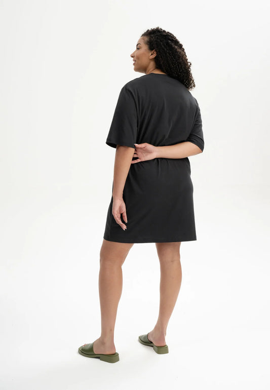 Kleid BAASU Oversized T-Shirt black | MELAWEAR