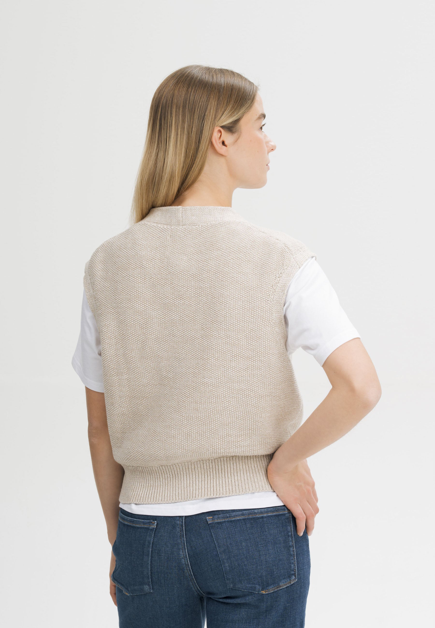 Women Structured Knit Vest Style BHOJA cream speckles | MELA