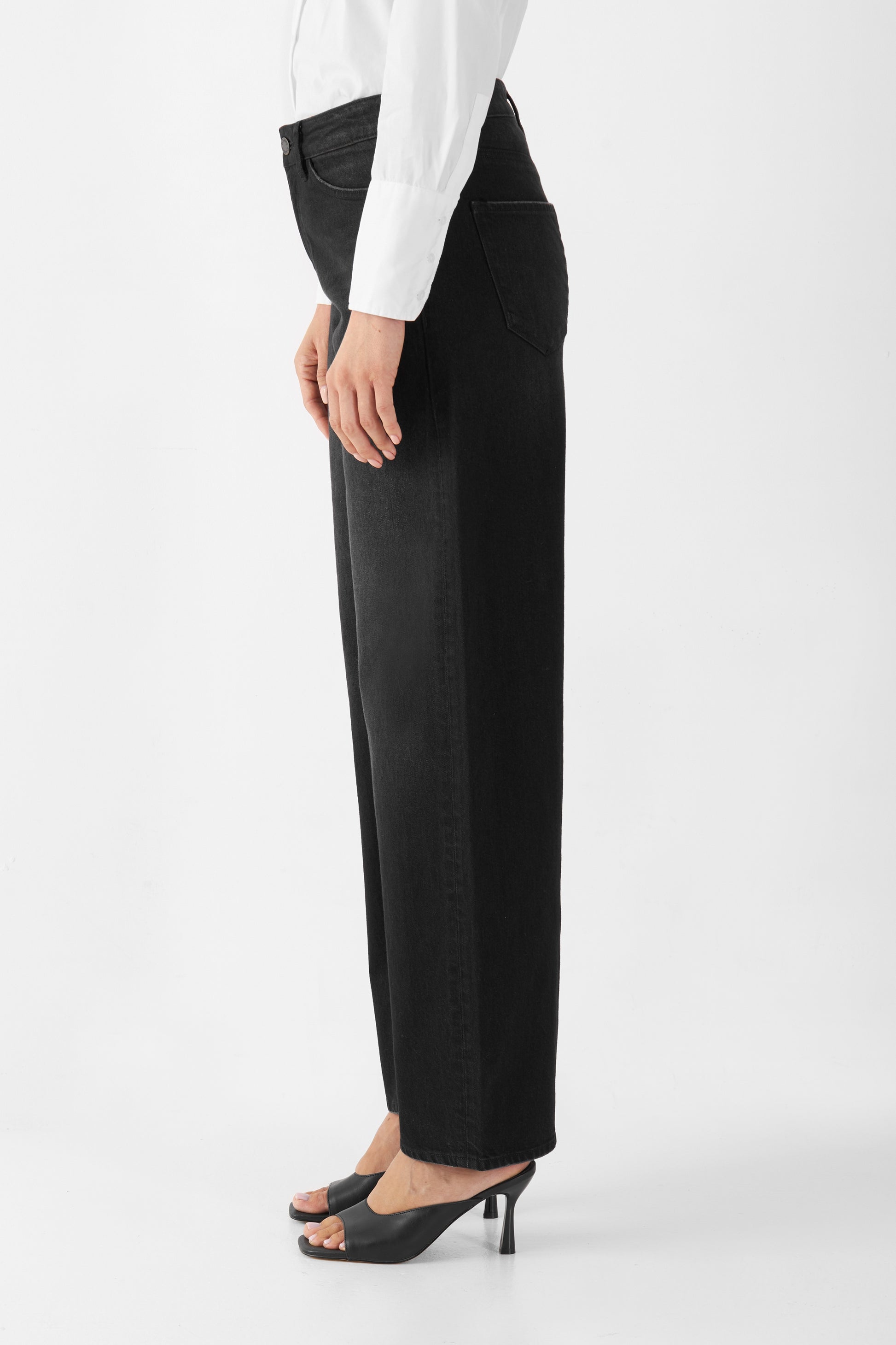 Jeans ASH Barrel Leg Minimal Stretch - Classic black denim 304 | DAWN