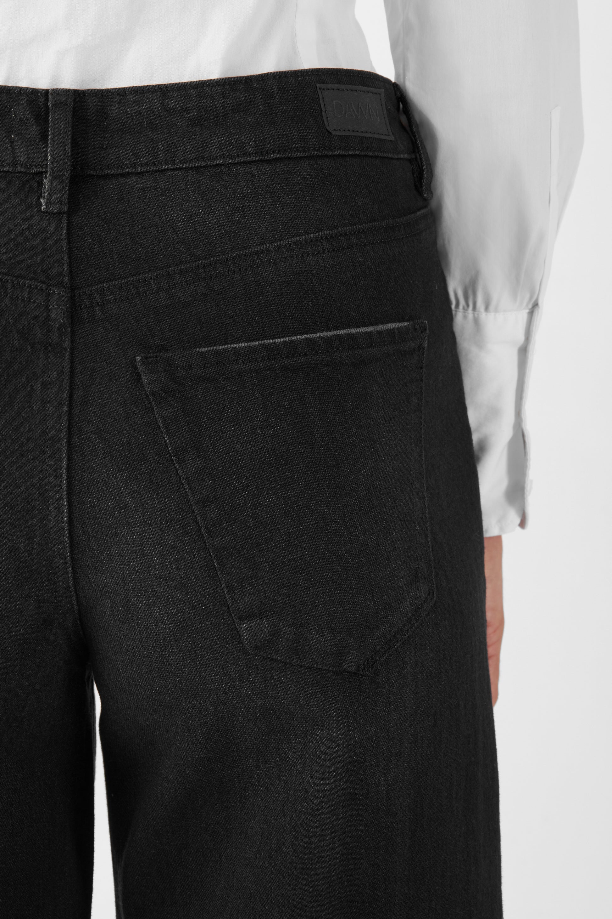 Jeans ASH Barrel Leg Minimal Stretch - Classic black denim 304 | DAWN
