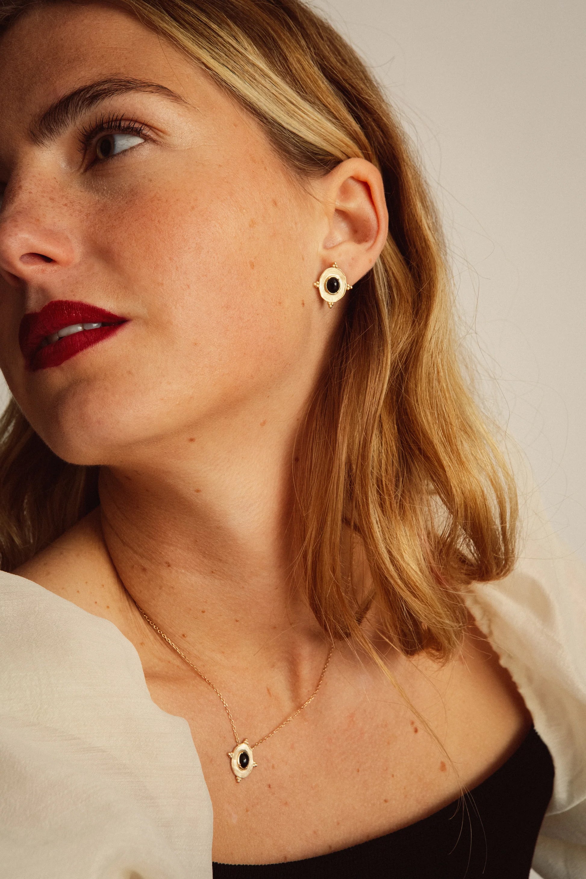 Black Agathe Earrings Gold | JOiA