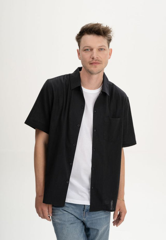 Kurzarm Hemd VIVEK charcoal black | MELAWEAR