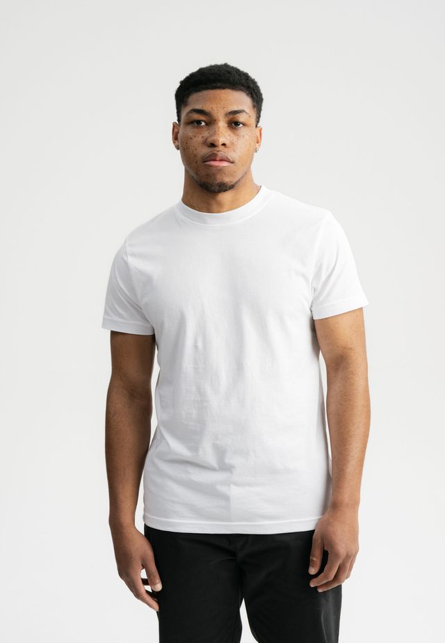 T-Shirt AVAN weiß | MELAWEAR