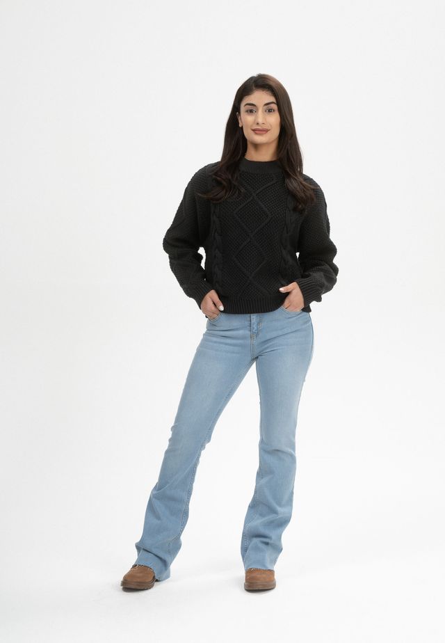 Cable Knit Jumper SAMAIRA schwarz | MELAWEAR