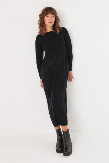 BEDIA-GOTS DRESS black | SKFK