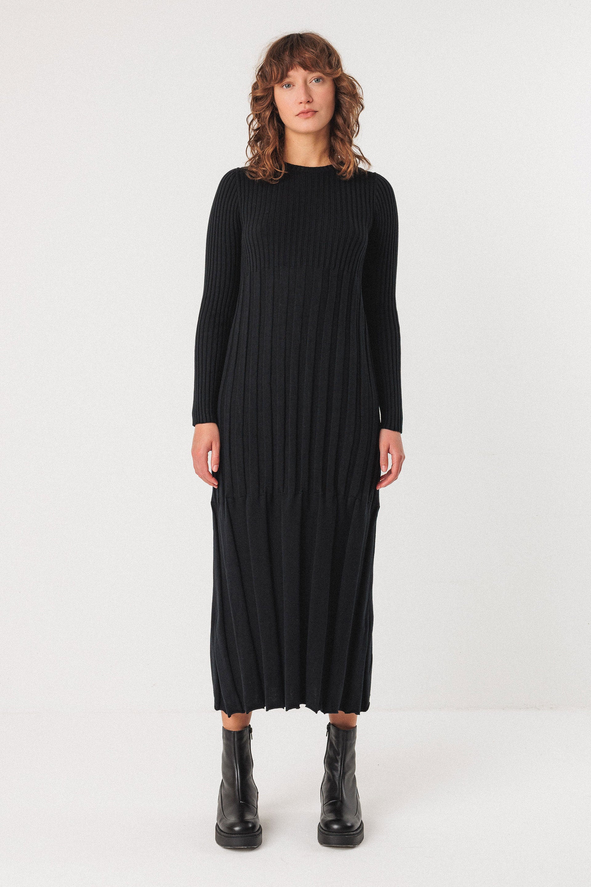 BEDIA-GOTS DRESS black | SKFK