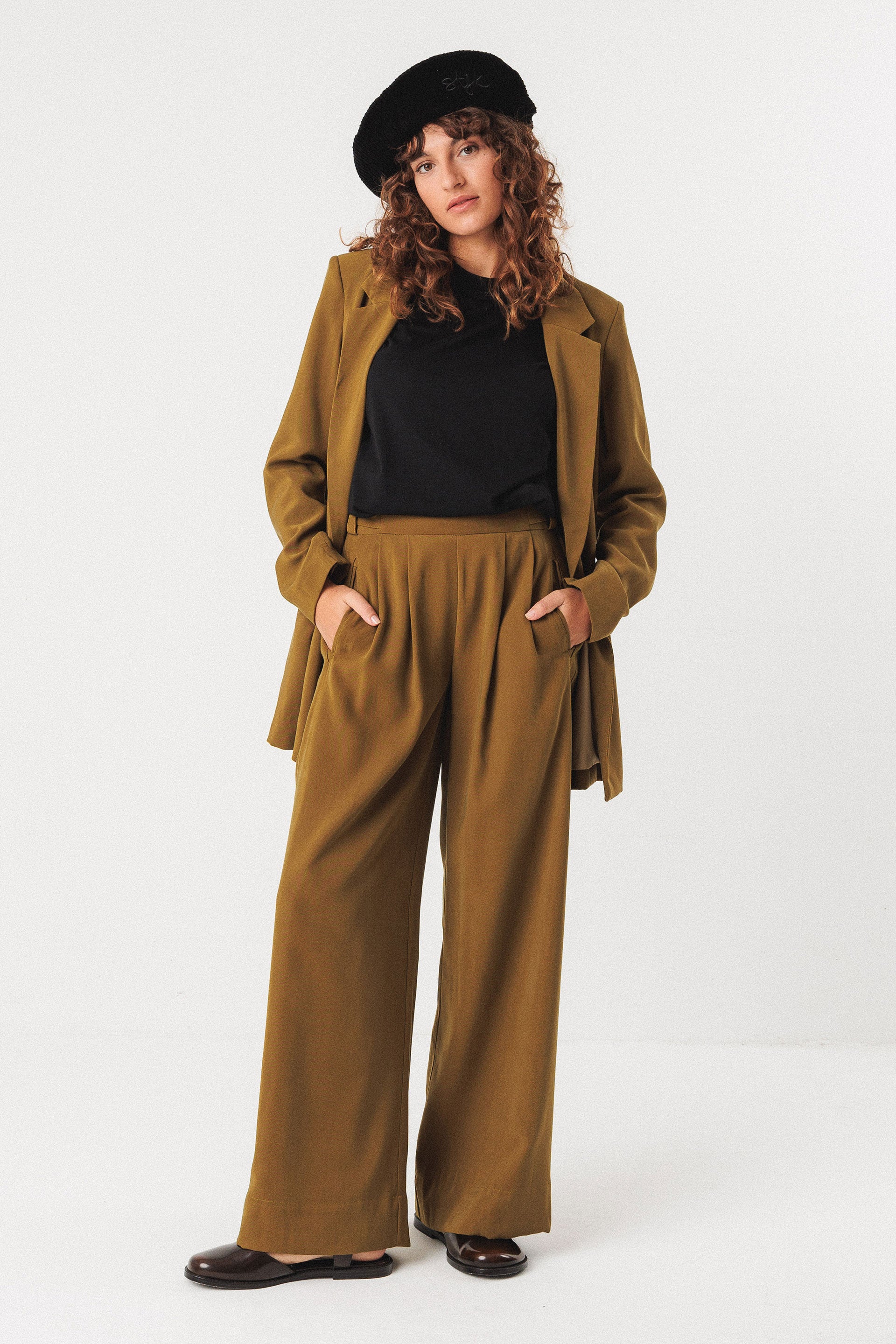 HESTIA TROUSER olive green | SKFK
