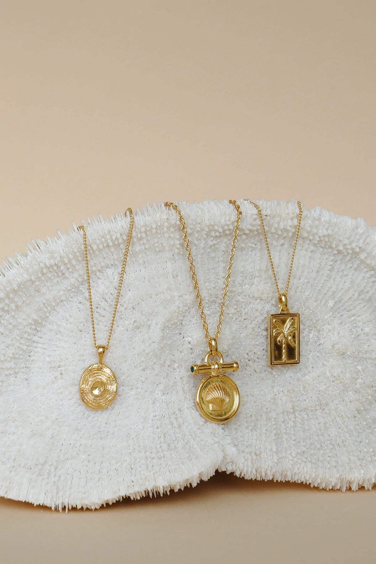 Anhänger Vintage shell coin pendant Gold | wildthings